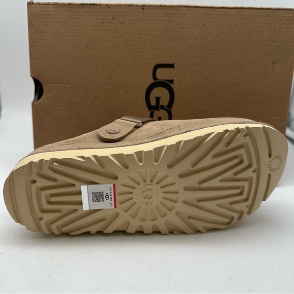 UGG Women’s shoes W/1138252 sand color Brand New - Picture 5 of 6